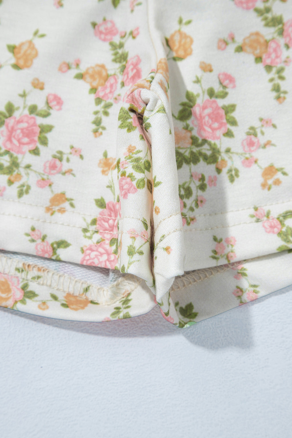 Beige Floral Print Long Sleeve Shift Top Pocketed Shorts 2pcs Set