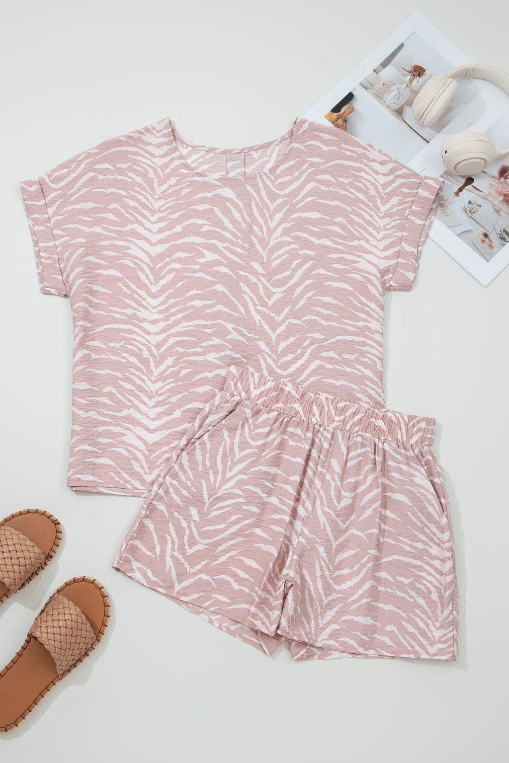 Khaki Abstract Print Cuffed Short Sleeve Loose Top Short Set
