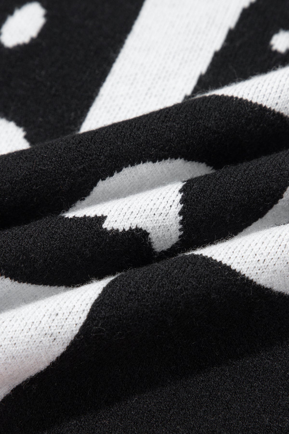 White Geometric Ghost Color Block Trim Short Sleeve Knit Sweater