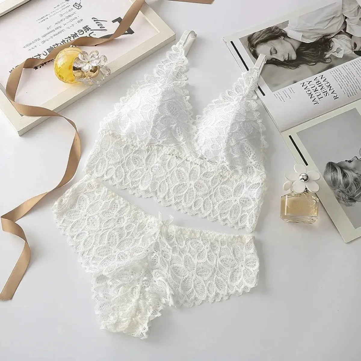Lace Bra and Panty Set – Seamless Wire-Free Embroidered Lingerie